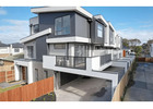 Create Your Dream Home with a Luxury Builder 